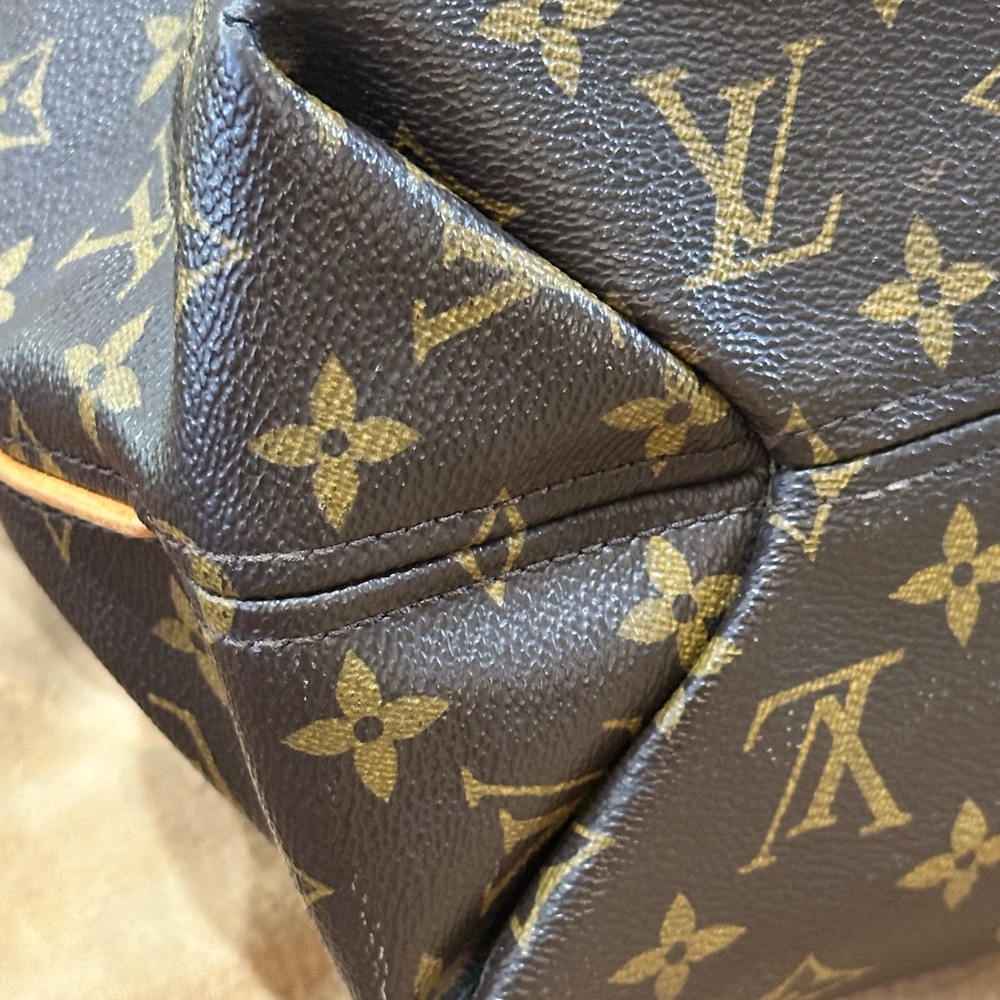 Louis Vuitton Sully MM - Picture 6 of 16